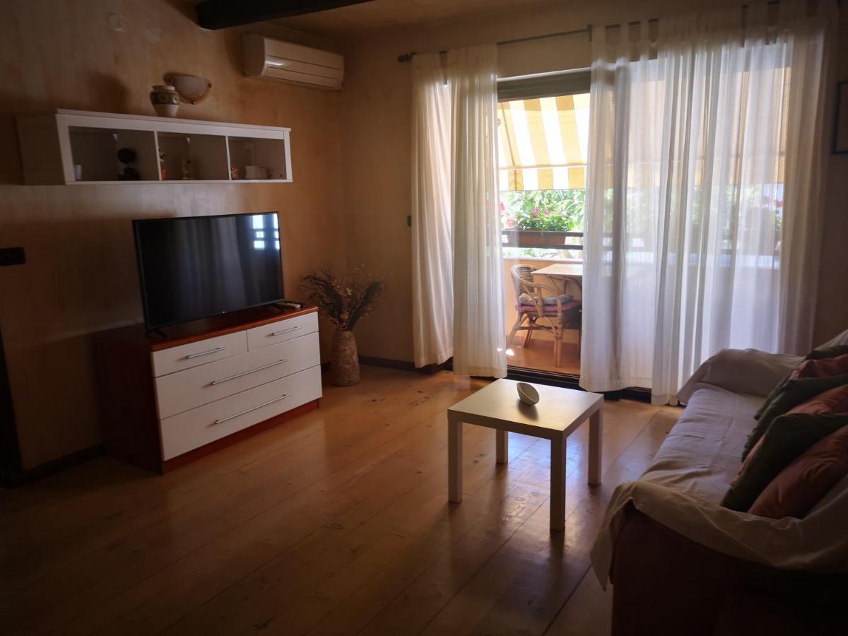Apartment Marisa Пореч Екстер'єр фото